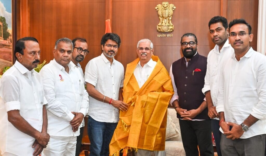 ‘Thalapathy’ Vijay का CM बनना तय! VCK ने दिया Unconditional Support, नई सरकार का रास्ता साफ