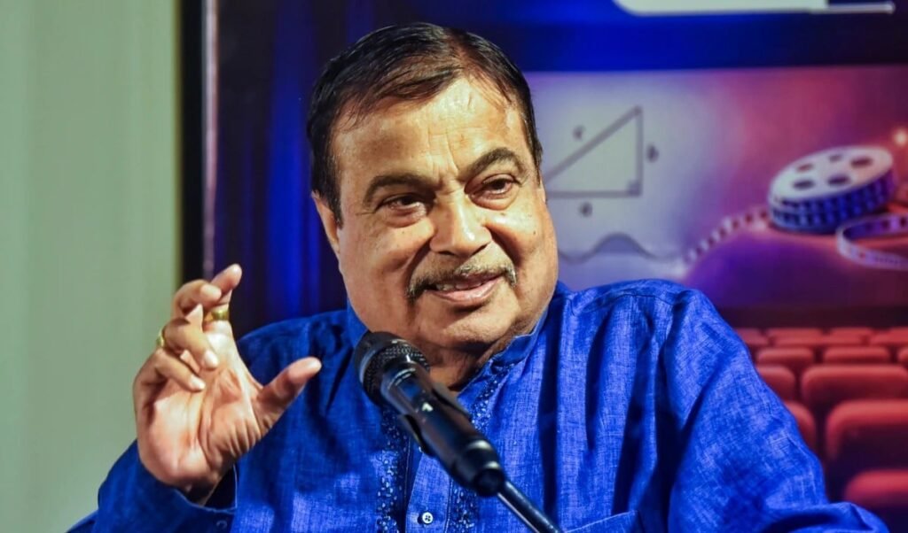 Toll Plaza पर अब रुकना मना है! Nitin Gadkari ने दिल्ली में किया Barrier-Free टोल का उद्घाटन Toll Plaza पर अब रुकना मना है! Nitin Gadkari ने दिल्ली में किया Barrier-Free टोल का उद्घाटन