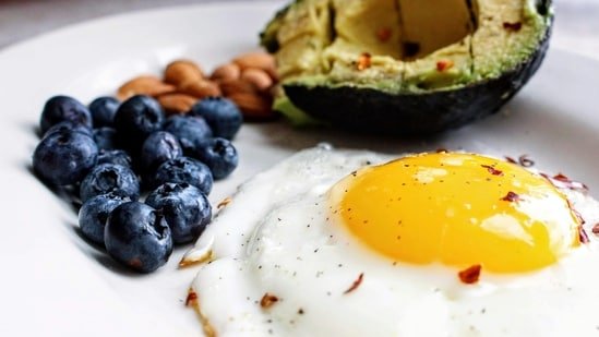 UK surgeon reveals ‘fibre displacement’ trick for better health: No diet change needed UK surgeon reveals ‘fibre displacement’ trick for better health: No diet change needed