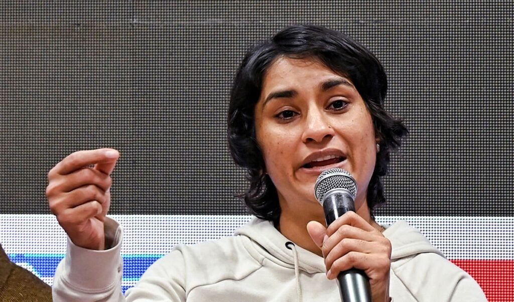 Vinesh Phogat को मिली बड़ी राहत, Delhi High Court ने Asian Games Trials में हिस्सा लेने की दी इजाजत Vinesh Phogat को मिली बड़ी राहत, Delhi High Court ने Asian Games Trials में हिस्सा लेने की दी इजाजत