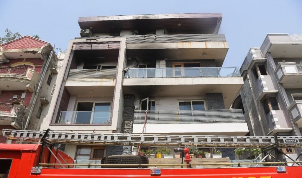 Vivek Vihar Fire Tragedy: PM Modi ने जताया दुख, मृतकों के लिए 2 लाख की मदद का ऐलान