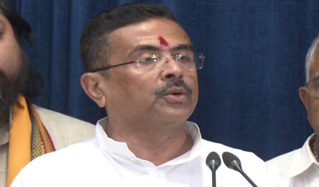West Bengal में ‘डबल इंजन’ सरकार का एक्शन, Suvendu Adhikari की Cabinet बैठक में आयुष्मान भारत को हरी झंडी। West Bengal में ‘डबल इंजन’ सरकार का एक्शन, Suvendu Adhikari की Cabinet बैठक में आयुष्मान भारत को हरी झंडी।
