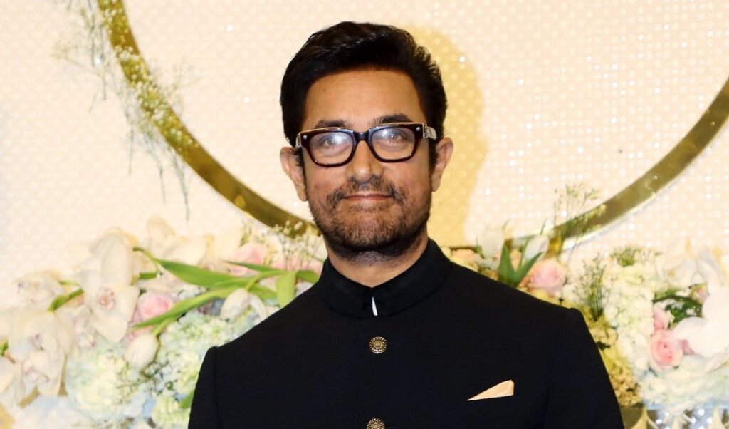aamir khan ashutosh duo returns putting 3 idiots sequel on hold shooting for lala amarnath aamir khan ashutosh duo returns putting 3 idiots sequel on hold shooting for lala amarnath