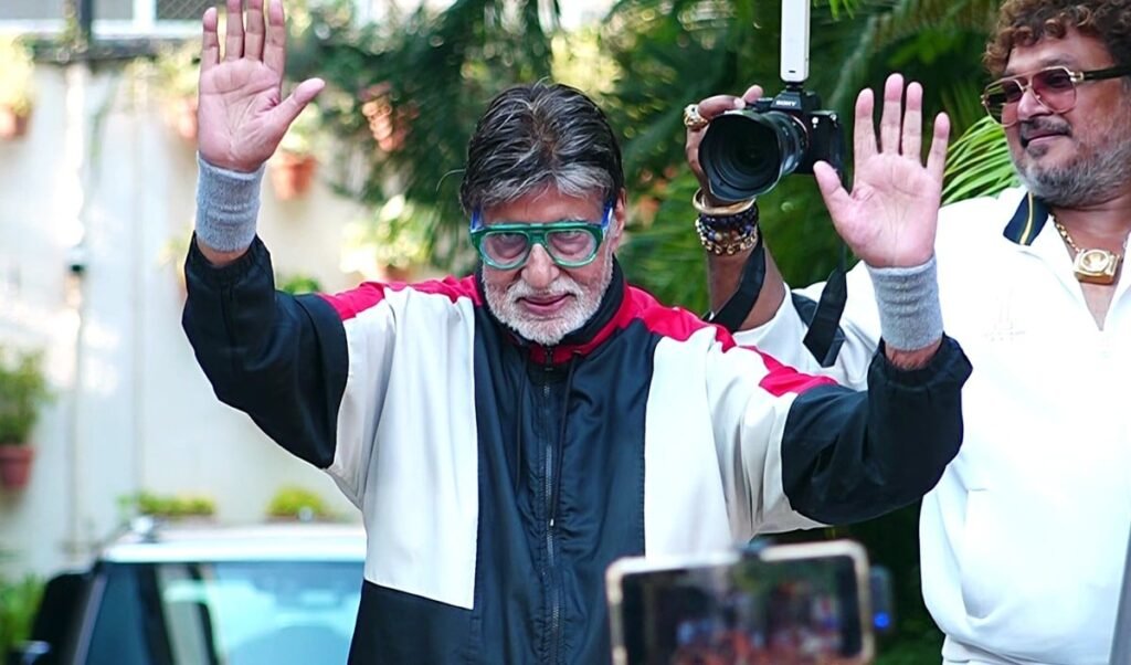 amitabh bachchan cryptic blog post wrote cheel jab howe shant to bhaiya what is its message amitabh bachchan cryptic blog post wrote cheel jab howe shant to bhaiya what is its message
