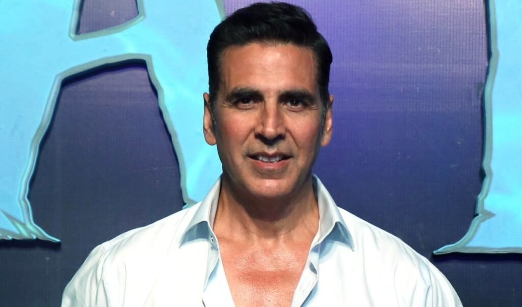 bollywood wrap up akshay kumar signs an alien action film