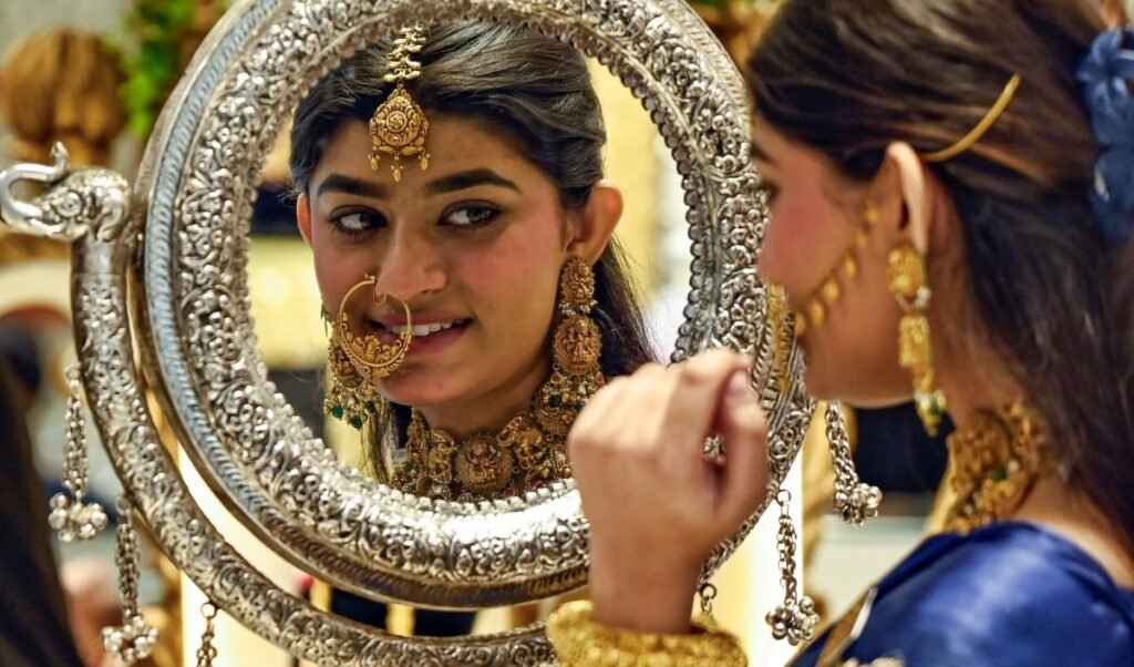 gjepc warning on import duty hike gold to become costlier smuggling to rise