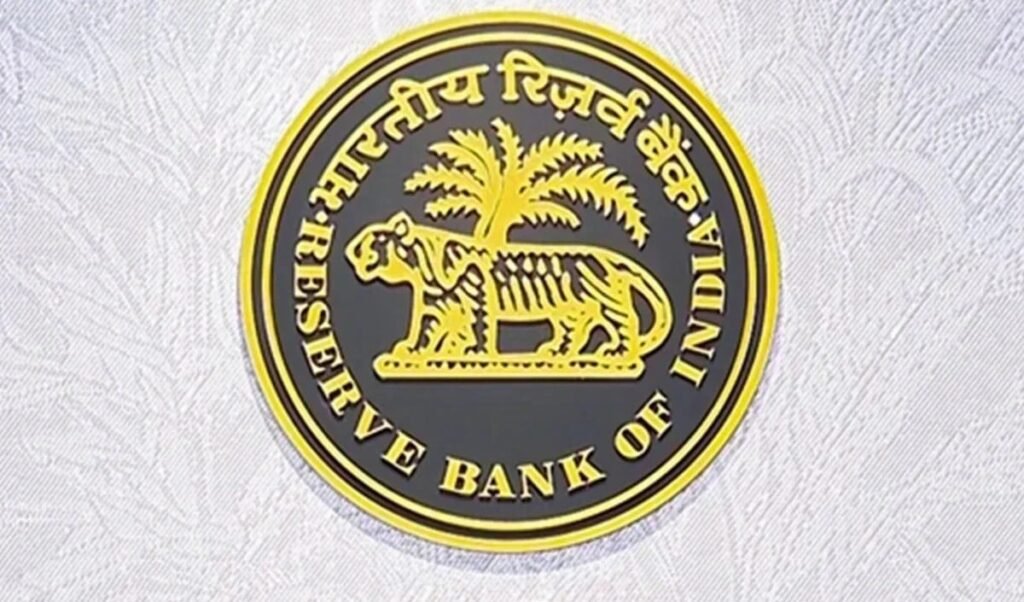 rupee is in trouble against the dollar amid middle east tension rbi may take big steps like 2013 rupee is in trouble against the dollar amid middle east tension rbi may take big steps like 2013
