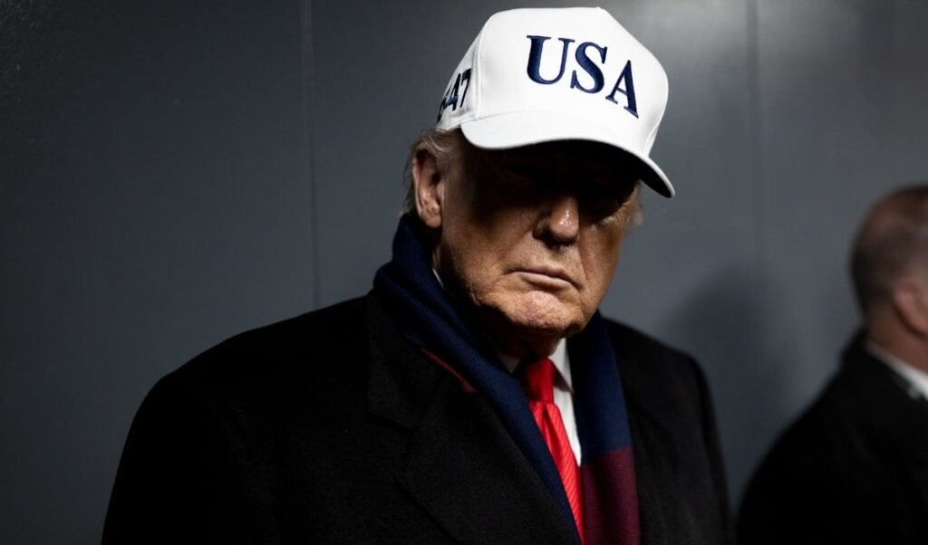 अमेरिकी राष्ट्रपति Donald Trump की मेडिकल रिपोर्ट जारी, डॉक्टरों ने बताया पूरी तरह फिट अमेरिकी राष्ट्रपति Donald Trump की मेडिकल रिपोर्ट जारी, डॉक्टरों ने बताया पूरी तरह फिट