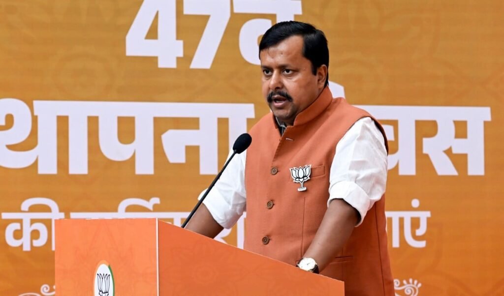 पीएम मोदी और अमित शाह को लेकर राहुल गांधी के बयान पर बोले नितिन नवीन, ये उनकी अराजकतावादी मानसिकता को दिखाता है पीएम मोदी और अमित शाह को लेकर राहुल गांधी के बयान पर बोले नितिन नवीन, ये उनकी अराजकतावादी मानसिकता को दिखाता है