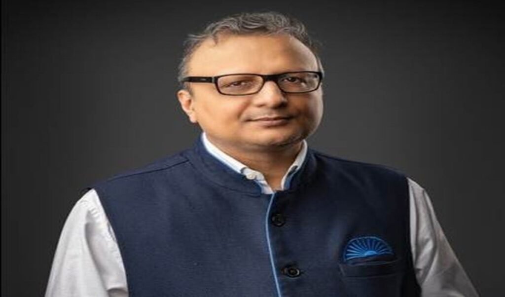 प्रसार भारती के पूर्व CEO, Shashi Shekhar Vempati बने CBFC के नए अध्यक्ष, Prasoon Joshi को किया रिप्लेस