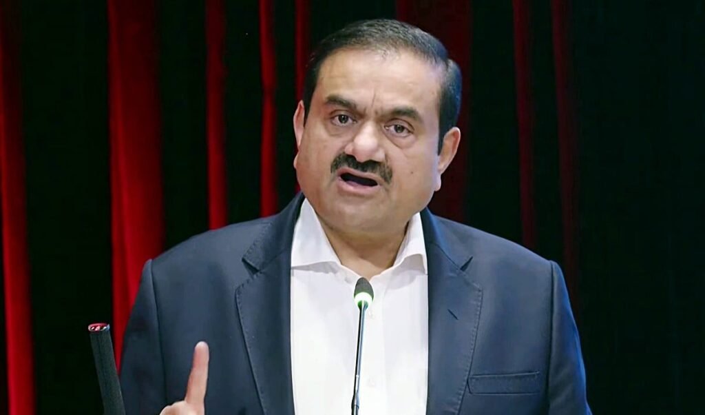 बड़ी खबर: Gautam Adani को अमेरिका से ‘क्लीन चिट’ की तैयारी? कांग्रेस बोली- ‘प्रधानमंत्री ने देश के हितों को गिरवी रखा’