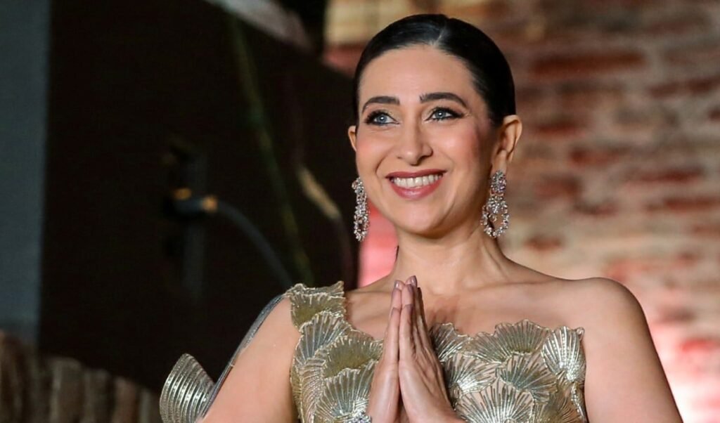 'हमेशा हमारे दिलों में…', संजय कपूर की पहली बरसी पर इमोशनल हुईं करिश्मा कपूर, 30,000 करोड़ की संपत्ति विवाद के बीच किया याद 'हमेशा हमारे दिलों में…', संजय कपूर की पहली बरसी पर इमोशनल हुईं करिश्मा कपूर, 30,000 करोड़ की संपत्ति विवाद के बीच किया याद