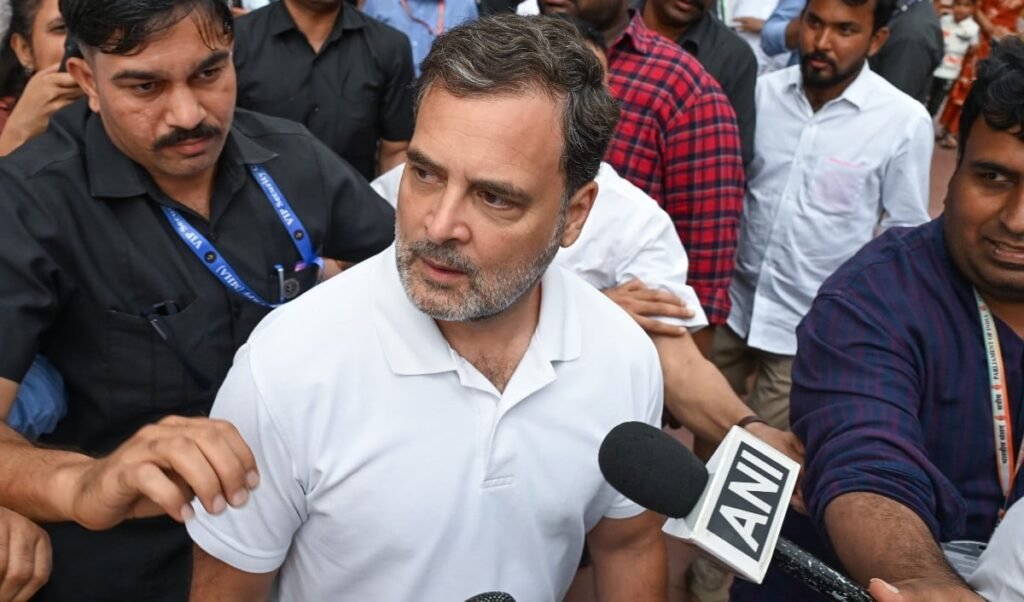 17 June Kota चलो! Rahul Gandhi की अपील: पेपर लीक के खिलाफ़ एकजुट हो युवा, आवाज़ बनो 17 June Kota चलो! Rahul Gandhi की अपील: पेपर लीक के खिलाफ़ एकजुट हो युवा, आवाज़ बनो