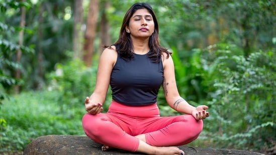 Can’t stop overthinking? These 6 yoga breathing techniques can help calm your mind in just minutes Can’t stop overthinking? These 6 yoga breathing techniques can help calm your mind in just minutes