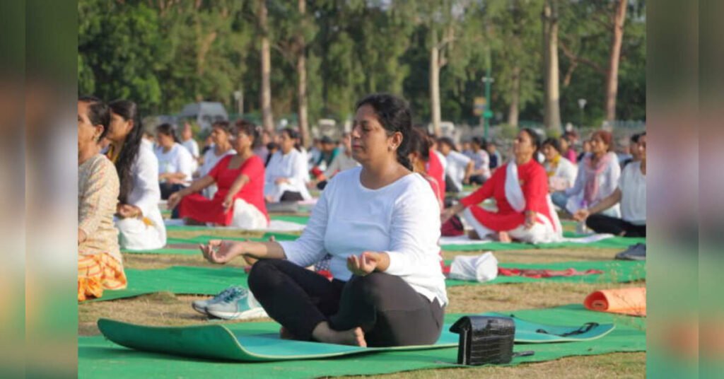 AIIMS Study Shows Yoga’s Potential Benefits for Alzheimer’s Patients, ETHealthworld AIIMS Study Shows Yoga’s Potential Benefits for Alzheimer’s Patients, ETHealthworld