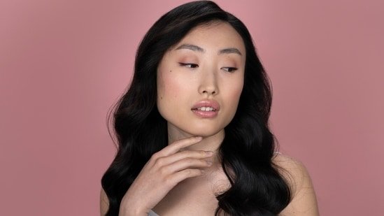 Add some K-drama to your hair: 5 curling tools for soft Korean-style waves Add some K-drama to your hair: 5 curling tools for soft Korean-style waves