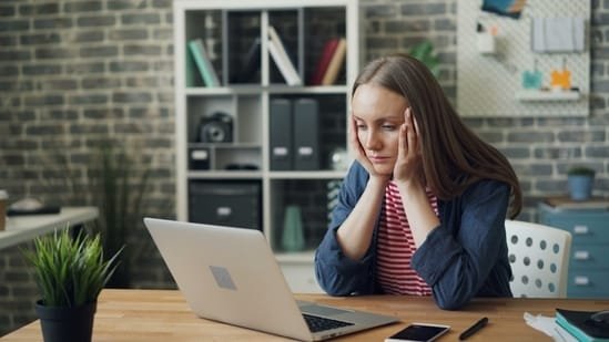 Always tired despite getting enough sleep? Mental health expert shares 5 signs you need mental rest Always tired despite getting enough sleep? Mental health expert shares 5 signs you need mental rest