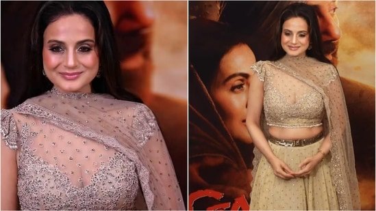 Ameesha Patel stuns at 51 in a glamorous champagne-gold lehenga worth ₹3.2 lakh at Gadar’s 25-year celebration. Watch Ameesha Patel stuns at 51 in a glamorous champagne-gold lehenga worth ₹3.2 lakh at Gadar’s 25-year celebration. Watch