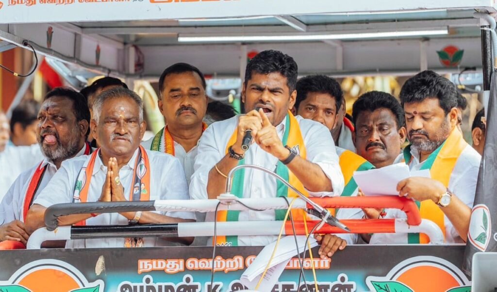 Annamalai के इस्तीफे का असर: Tamil Nadu BJP में इस्तीफों की झड़ी, दो नेताओं ने छोड़ी पार्टी