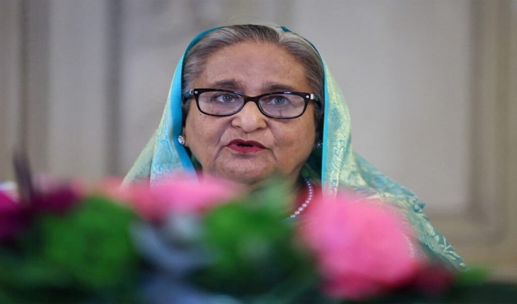 Awami League की सालगिरह से पहले छावनी बना Bangladesh, Dhaka समेत कई शहरों में सेना तैनात Awami League की सालगिरह से पहले छावनी बना Bangladesh, Dhaka समेत कई शहरों में सेना तैनात