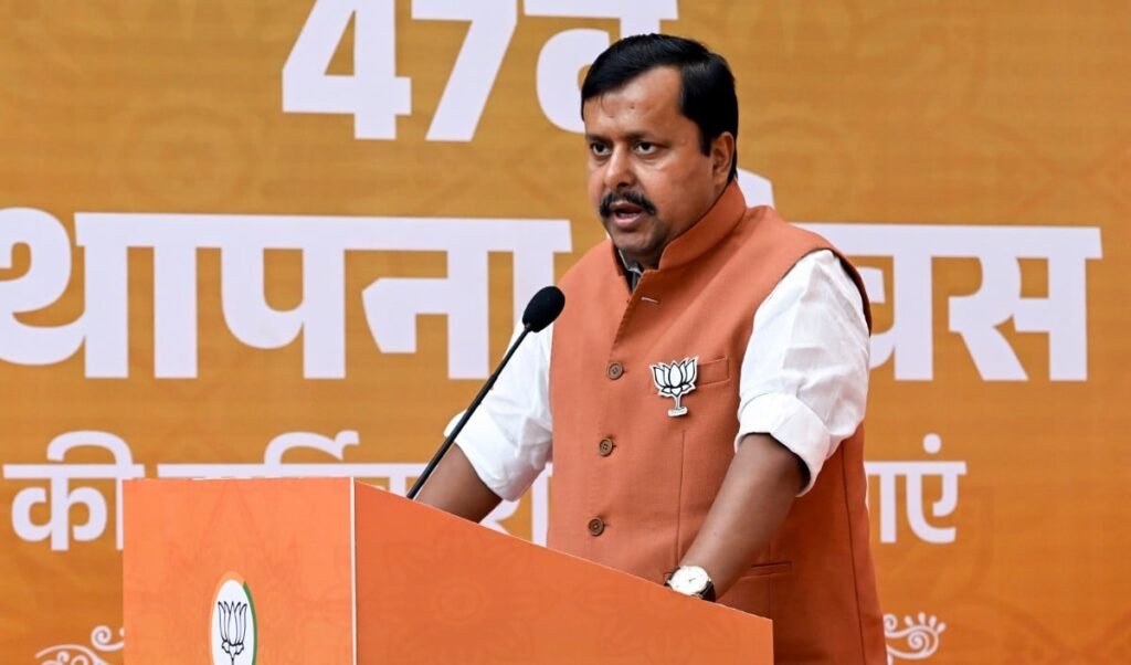 BJP की किसान नीति स्पष्ट, नितिन नबीन बोले- देश की प्रगति में किसानों का सबसे बड़ा योगदान BJP की किसान नीति स्पष्ट, नितिन नबीन बोले- देश की प्रगति में किसानों का सबसे बड़ा योगदान