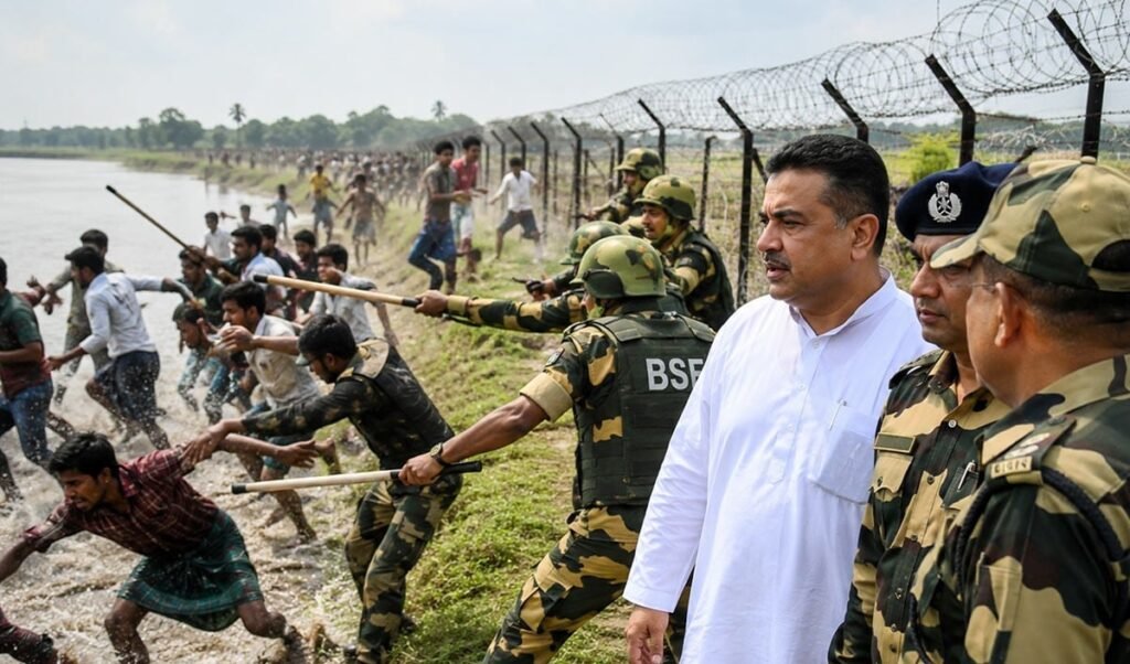 Bangladeshi Infiltrators पर सख्त कार्रवाई से कांपा बांग्लादेश, सीमा पर बढ़ा दिया पहरा, BSF ने दिया जवाब Bangladeshi Infiltrators पर सख्त कार्रवाई से कांपा बांग्लादेश, सीमा पर बढ़ा दिया पहरा, BSF ने दिया जवाब