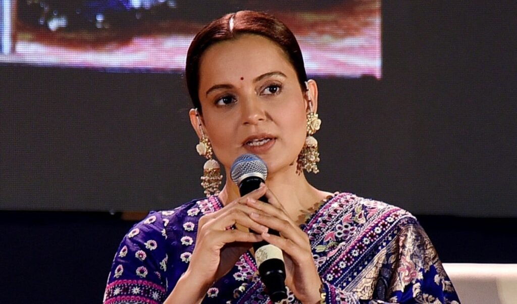 Bollywood Wrap-up: अक्षय कुमार-रवीना टंडन का धमाका से लेकर कंगना के 'पाकिस्तान प्रेम' वाले बयान तक, आज की बड़ी खबरें