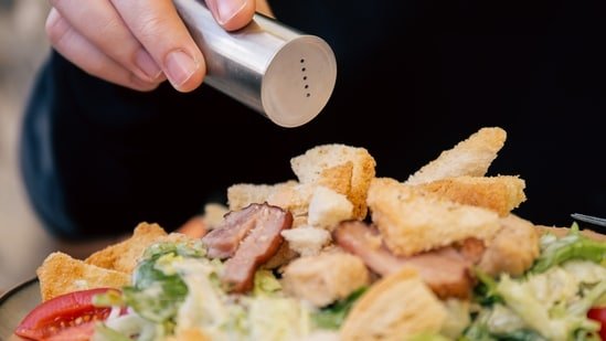 Can taste help people eat less? Experts explain why satisfaction may be the missing ingredient in healthy diets Can taste help people eat less? Experts explain why satisfaction may be the missing ingredient in healthy diets