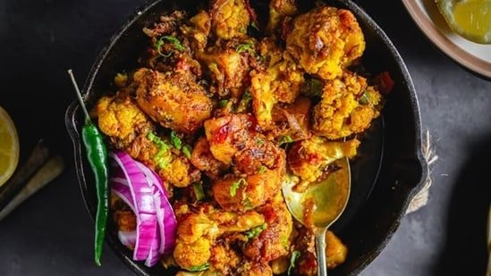 Craving your mom’s homemade meals? Try chef Kunal Kapur’s simple home-style aloo gobhi recipe seasoned with nostalgia Craving your mom’s homemade meals? Try chef Kunal Kapur’s simple home-style aloo gobhi recipe seasoned with nostalgia