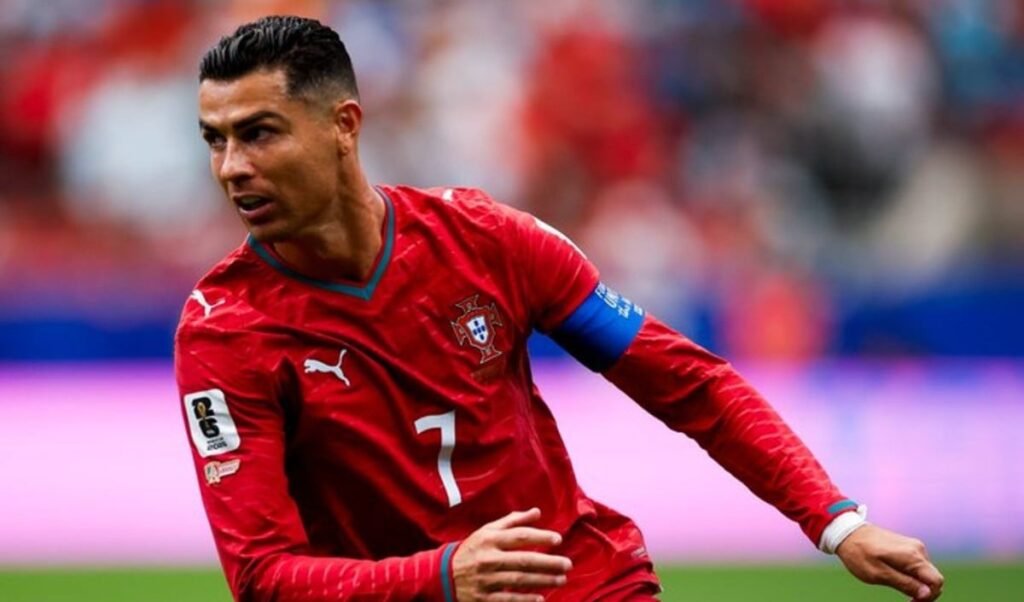 Cristiano Ronaldo रहे फ्लॉप, World Cup के पहले मैच में पुर्तगाल को Congo ने दिया बड़ा झटका Cristiano Ronaldo रहे फ्लॉप, World Cup के पहले मैच में पुर्तगाल को Congo ने दिया बड़ा झटका
