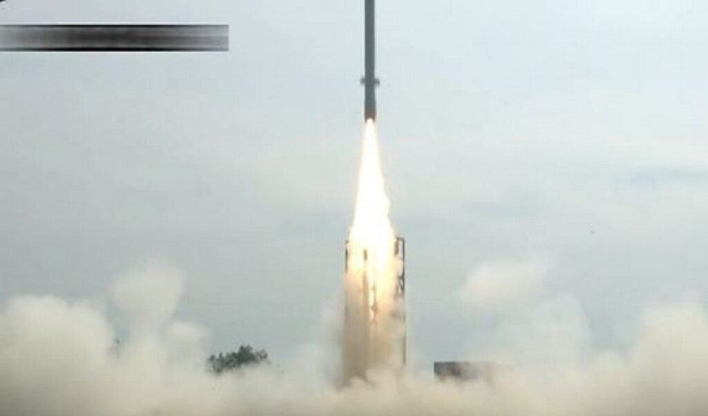 DRDO की LRLACM Cruise Missile का सफल Test, आत्मनिर्भर भारत की एक और बड़ी छलांग DRDO की LRLACM Cruise Missile का सफल Test, आत्मनिर्भर भारत की एक और बड़ी छलांग