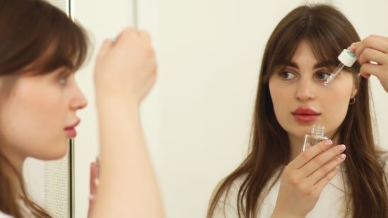Dermatologist compares retinol, retinal, tretinoin: Know which is best for wrinkles, acne, pigmentation Dermatologist compares retinol, retinal, tretinoin: Know which is best for wrinkles, acne, pigmentation