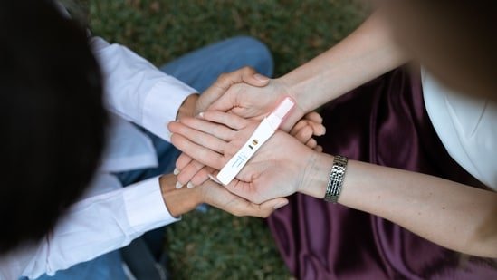 Doctor explains how stress and lifestyle issues can affect fertility; shares checklist of what couples should do Doctor explains how stress and lifestyle issues can affect fertility; shares checklist of what couples should do