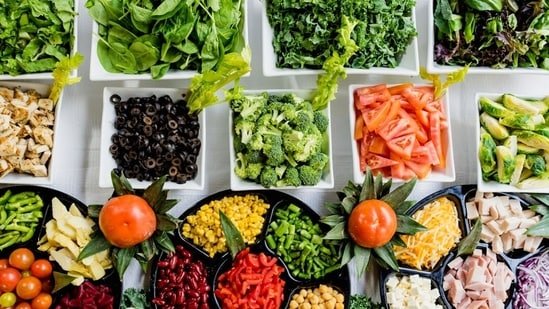 Feeling stressed or anxious lately? Doctor shares 7 foods that may naturally help calm the mind and improve mood Feeling stressed or anxious lately? Doctor shares 7 foods that may naturally help calm the mind and improve mood