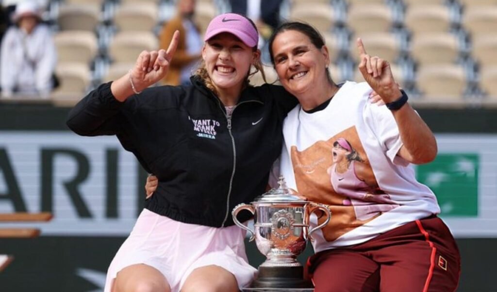 French Open 2026: 19 साल की Mirra Andreeva का बड़ा कमाल, जीता पहला Grand Slam खिताब French Open 2026: 19 साल की Mirra Andreeva का बड़ा कमाल, जीता पहला Grand Slam खिताब