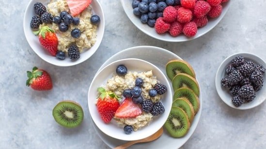 Gastroenterologist shares 5 foods he eats every day to reduce the risk of colon cancer: Avocado, kiwis, and more Gastroenterologist shares 5 foods he eats every day to reduce the risk of colon cancer: Avocado, kiwis, and more