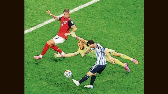 How on earth is he doing this?: Rudraneil Sengupta writes on Messi at the World Cup How on earth is he doing this?: Rudraneil Sengupta writes on Messi at the World Cup