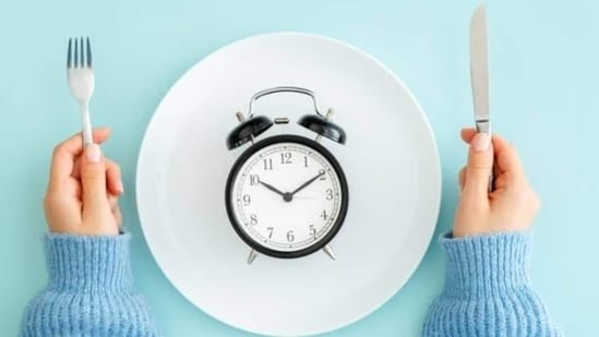 Is intermittent fasting safe for everyone? Dietitian shares who should be careful Is intermittent fasting safe for everyone? Dietitian shares who should be careful