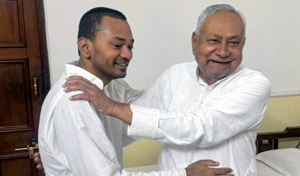 JDU की कमान फिर Nitish Kumar के हाथ, National President बनते ही करेंगे Bihar का दौरा JDU की कमान फिर Nitish Kumar के हाथ, National President बनते ही करेंगे Bihar का दौरा