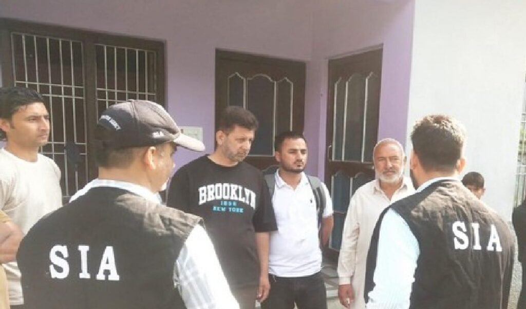 Jaipur में Jaish-e-Mohammed के Sleeper Cell का भंडाफोड़, ATS ने महिला आतंकी को दबोचा Jaipur में Jaish-e-Mohammed के Sleeper Cell का भंडाफोड़, ATS ने महिला आतंकी को दबोचा