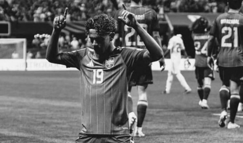 Lamine Yamal और Oyarzabal का डबल धमाल, World Cup में स्पेन ने सऊदी अरब को चटाई धूल Lamine Yamal और Oyarzabal का डबल धमाल, World Cup में स्पेन ने सऊदी अरब को चटाई धूल