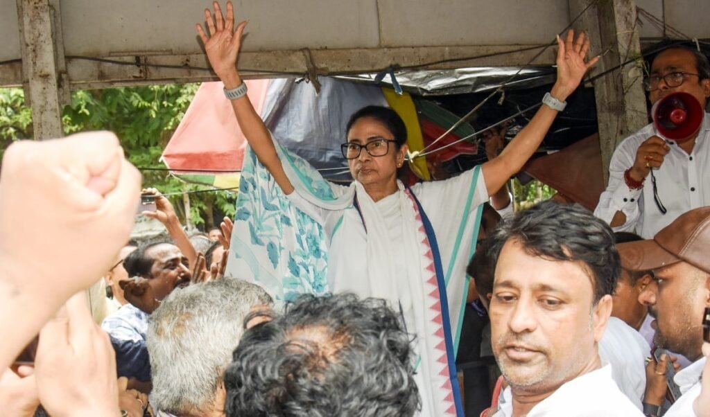 Mamata Banerjee का BJP पर बड़ा हमला: ‘लडूंगी या मर जाऊंगी, Delhi तक जाऊंगी’; चुनाव में धांधली का आरोप
