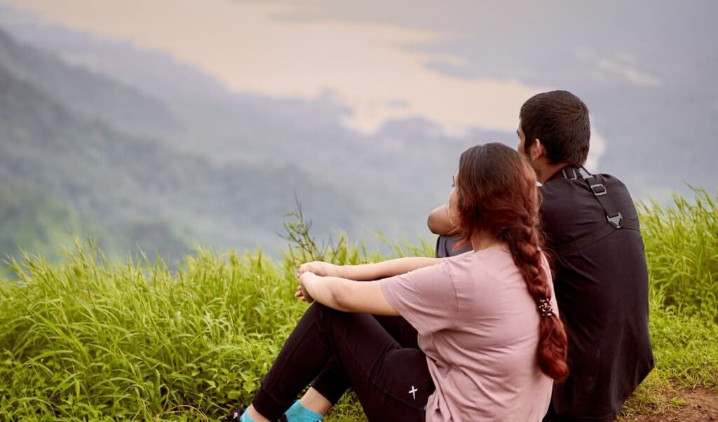 Monsoon Destinations in India: पार्टनर संग एक Perfect Weekend के लिए शानदार हैं ये 5 रोमांटिक डेस्टिनेशंस