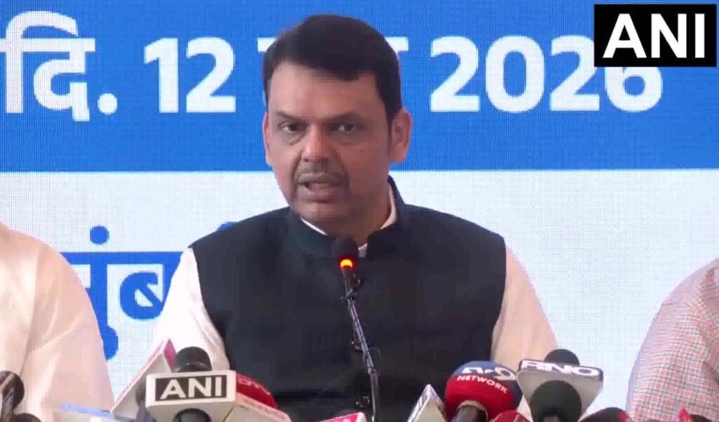 NCP-Congress विलय पर CM Fadnavis का बड़ा बयान: BJP को होगा फायदा, नहीं है चिंता NCP-Congress विलय पर CM Fadnavis का बड़ा बयान: BJP को होगा फायदा, नहीं है चिंता