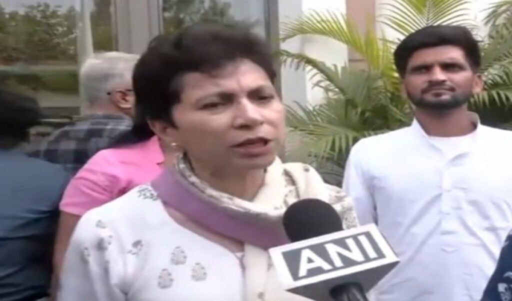 NEET-महंगाई पर Congress का ‘Action Plan’, कुमारी शैलजा बोलीं- जनता का दर्द उठाना ज़िम्मेदारी NEET-महंगाई पर Congress का ‘Action Plan’, कुमारी शैलजा बोलीं- जनता का दर्द उठाना ज़िम्मेदारी