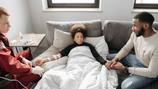 Neurologist lists 5 must-follow rules for people with epilepsy to reduce risk of complications Neurologist lists 5 must-follow rules for people with epilepsy to reduce risk of complications