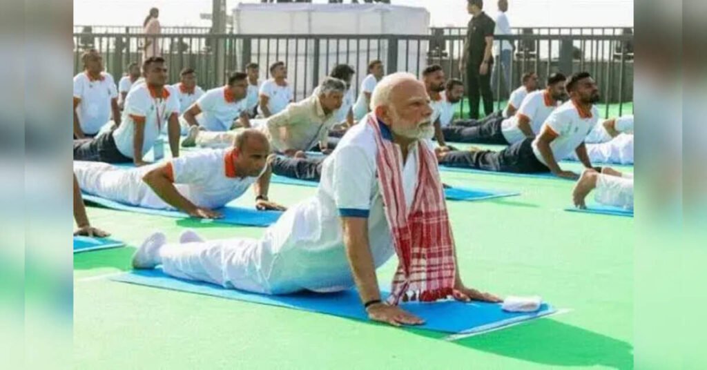 PM Modi to Lead International Yoga Day 2023 Celebrations in Kolkata, ETHealthworld
