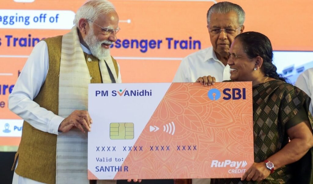 PM SVANidhi ने जोड़े 55 लाख Digital Street Vendors, 6 साल में बदली 75 लाख से ज्यादा लोगों की जिंदगी PM SVANidhi ने जोड़े 55 लाख Digital Street Vendors, 6 साल में बदली 75 लाख से ज्यादा लोगों की जिंदगी