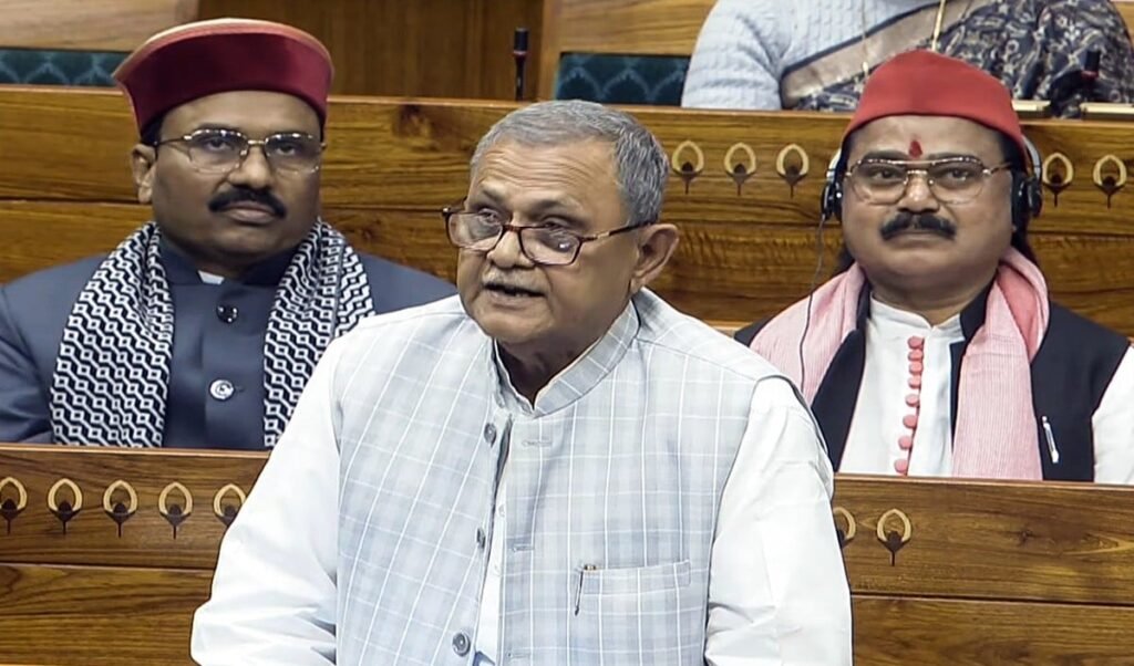 SP MP Sanatan Pandey का दावा, बोले- BJP के संपर्क में नहीं, Rajbhar के बयान हास्यास्पद SP MP Sanatan Pandey का दावा, बोले- BJP के संपर्क में नहीं, Rajbhar के बयान हास्यास्पद