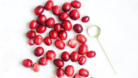 Should you eat cranberries for better gut health? Gastroenterologist explains benefits and risks Should you eat cranberries for better gut health? Gastroenterologist explains benefits and risks